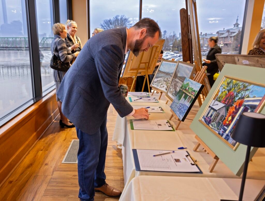 Collector bidding on my painting "New Hope State of Mind"